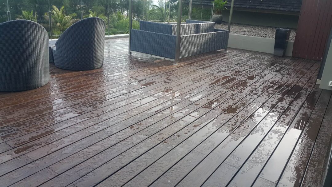 พื้นไม้กันปลวก